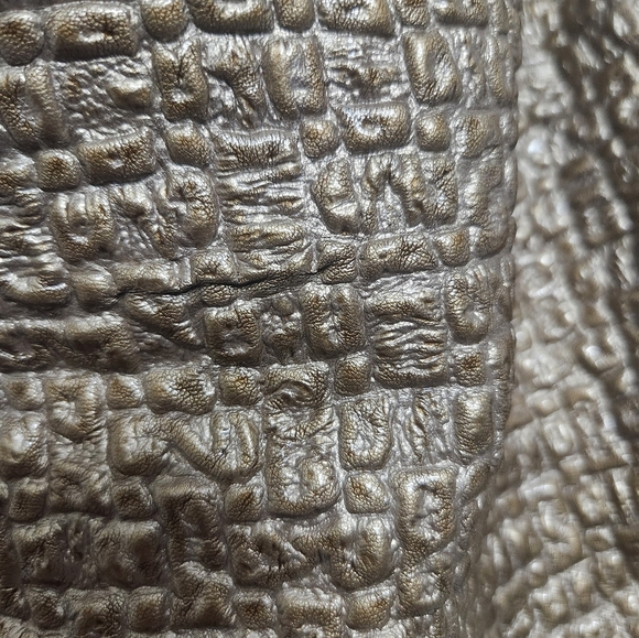 BCBG Generation Gold Textured Vegan Leather Women's Bag Hobo Y2K - Picture 4 of 16